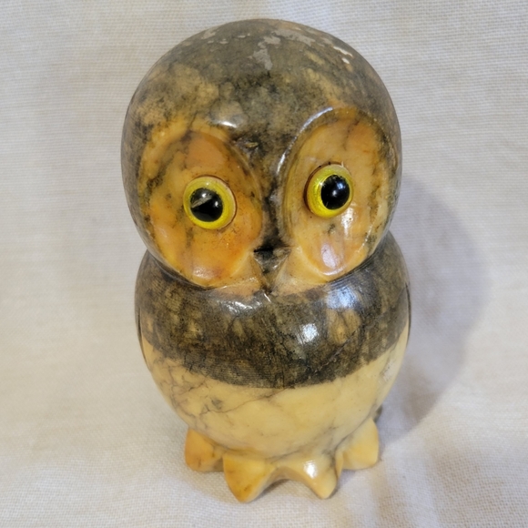 Made In Italy Art Vintage Italian Hand Carved Alabaster Owl